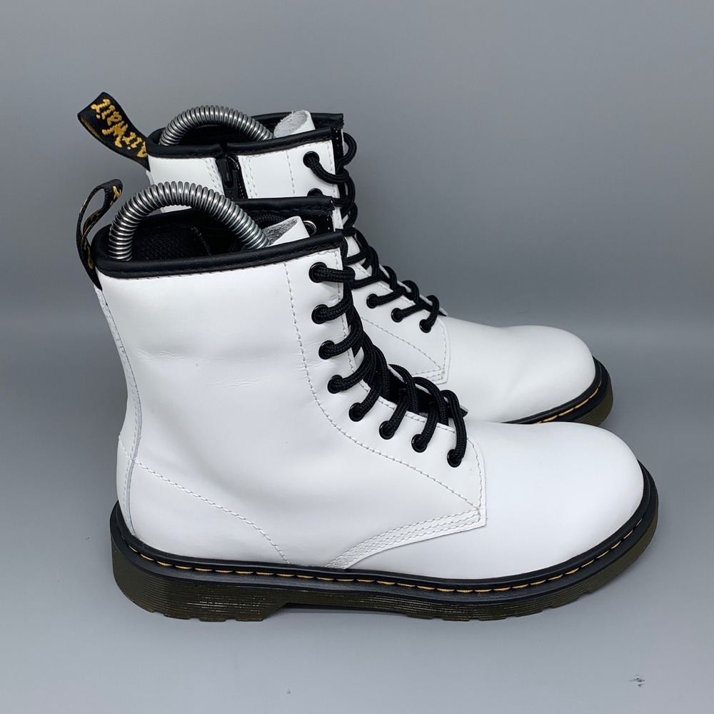 Dr.‎ Martens 1460 White Smooth Leather Combat Boots Men's Sz 5 Women's Sz 6